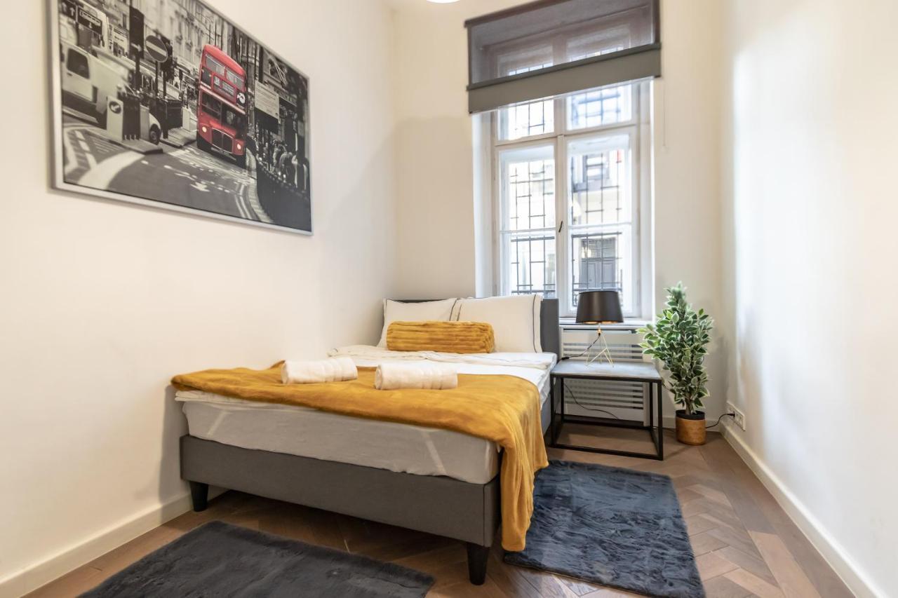 Friendly Home In The Center With 2Bedrooms Budapest Exterior photo